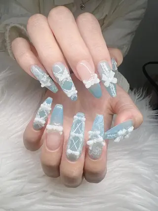 ネイル Lee Nailsのネイルデザイン