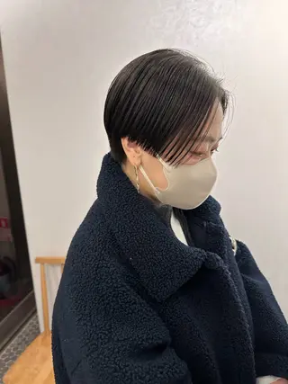 ショート カラー 山口 悟のヘアスタイル