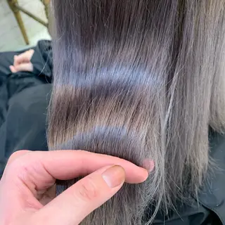 カラー 天野 利咲のヘアスタイル