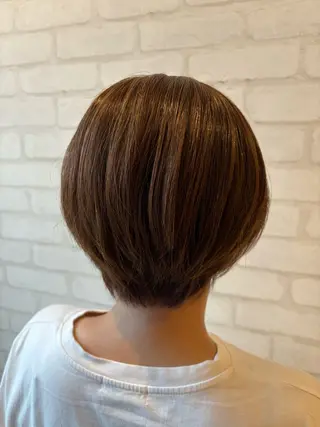 ショート 秋葉 万柚子のヘアスタイル