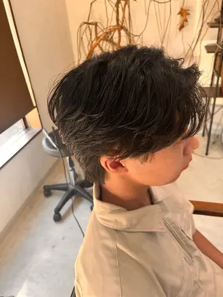 ショート メンズパーマ& ハイトーン特化谷村のヘアスタイル