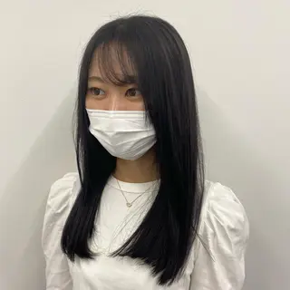 セミロング カラー センターパート特化 井上健太のヘアスタイル