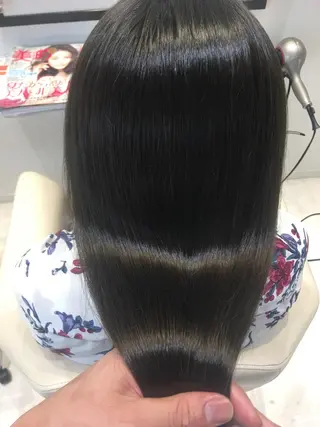 ロング 酒井 敬之のヘアスタイル