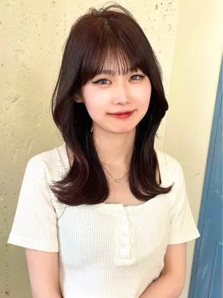 ミディアム 江口 さやかのヘアスタイル