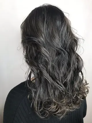 ロング カラー BROCANTE立川 karasawa.nのヘアスタイル