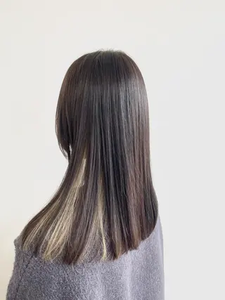 ロング 小川  愛のヘアスタイル