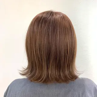 ミディアム カラー 坪内 麻里子のヘアスタイル