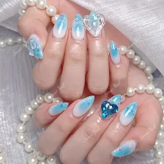 ネイル Niiy 🍫のネイルデザイン