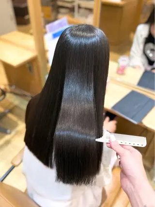 ロング ヘアメイク美容師 🦋サカモトレナ🦋のヘアスタイル