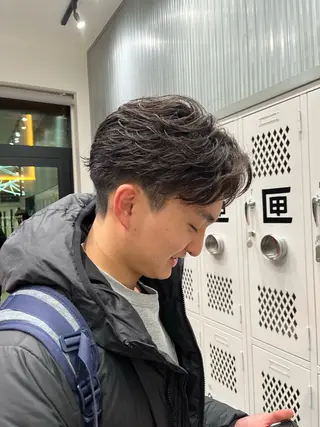 パーマ メンズ fifth 桐山 蒼史のヘアスタイル