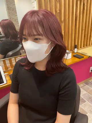 セミロング カラー YUI/ ブリーチカラー🌷のヘアスタイル