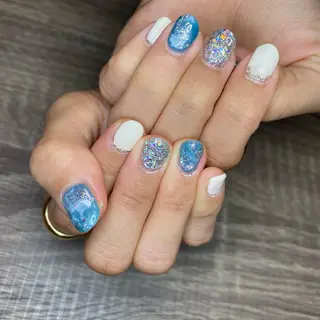 ネイル Mea Luna .のネイルデザイン