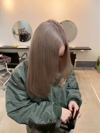 セミロング カラー LUCK ユナのヘアスタイル