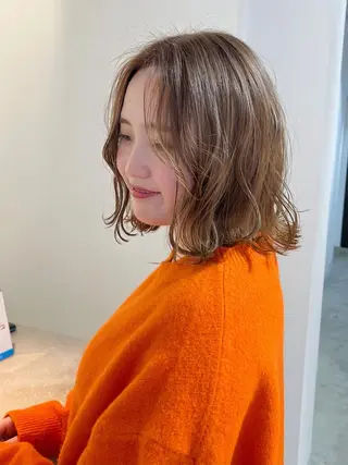 ミディアム VISION 巻幡野花のヘアスタイル