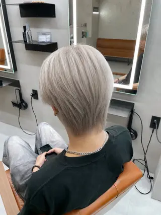 カラー メンズ ハイトーン/ブリーチ /原宿コースケのヘアスタイル