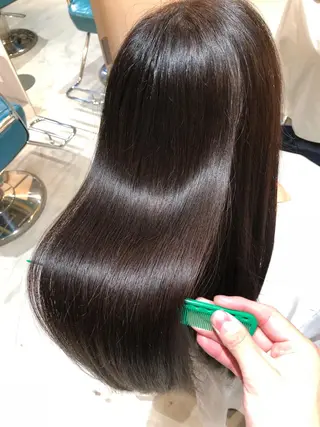 セミロング 佐藤 宏樹のヘアスタイル