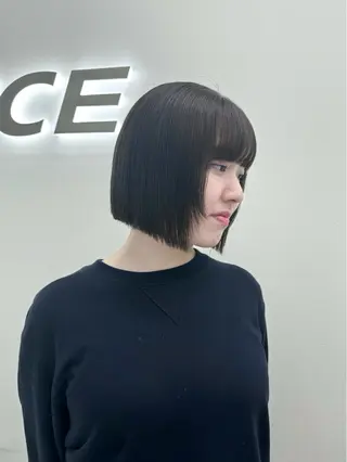 ショート カラー ヘアアレンジ 縮毛矯正🤍 ボブ/ HIKARIのヘアスタイル