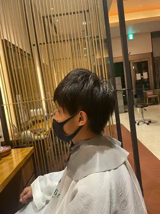 ショート メンズ 髙田 千華 髪質改善ストレートのヘアスタイル