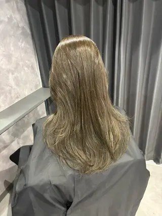 カラー nameless miichiのヘアスタイル