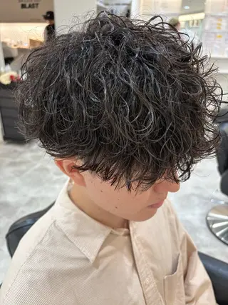 ショート メンズ美容師/ フェザー/池戸晴也のヘアスタイル