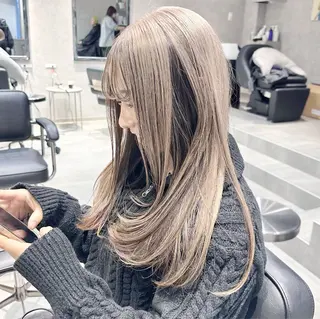セミロング カラー 井口 泰輝のヘアスタイル