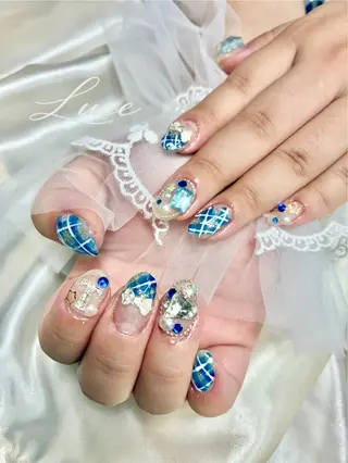 ネイル NAIL Luceのネイルデザイン