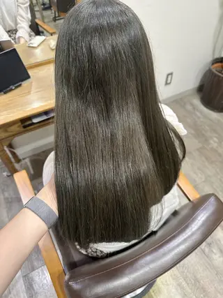 セミロング 🫧艶髪カラー/ 透明感カラー/ヒマリのヘアスタイル