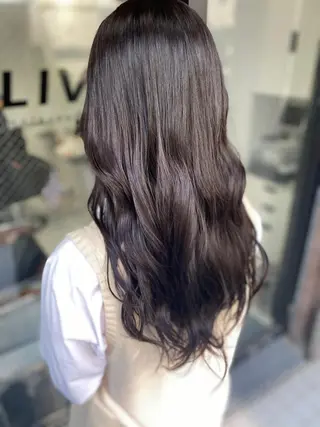 ロング レイヤーカット 赤み消し　店長/大和のヘアスタイル