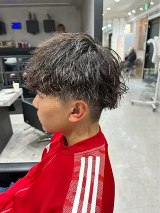 パーマ メンズ 金子 遥人のヘアスタイル