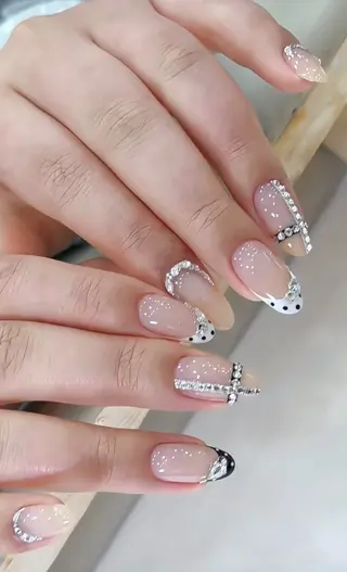 ネイル WO MIAO💎のネイルデザイン