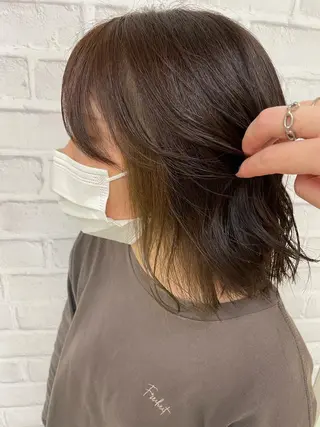 ミディアム 川上 紗也加のヘアスタイル