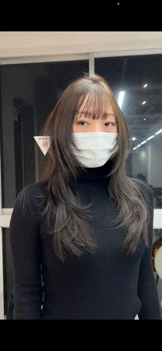 ロング もえ / 盛れるヘア🖤🌙のヘアスタイル