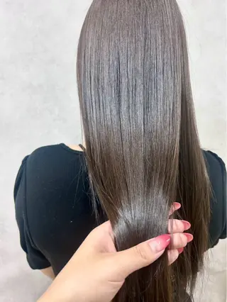ロング karen 髪質改善のヘアスタイル