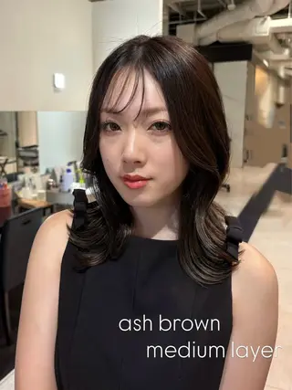 ミディアム カラー trico心斎橋 ナツミのヘアスタイル