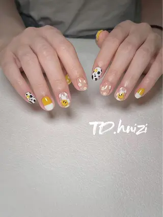ショート めぐみのネイルサロン スタッフ練習のネイルデザイン