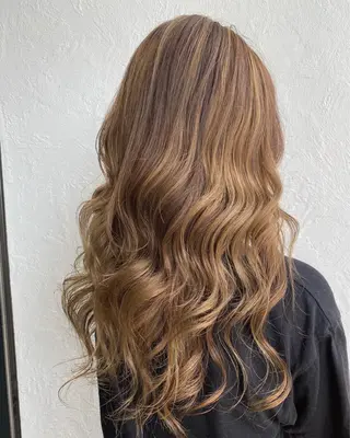 ロング トップスタイリスト/ アユミのヘアスタイル