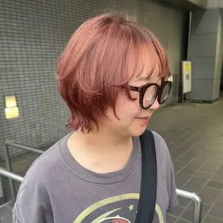 ショート たおちゃん／レイヤー ／透明感カラーのヘアスタイル
