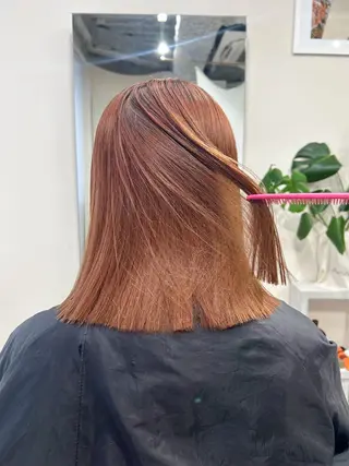 ショート カラー AKO .のヘアスタイル