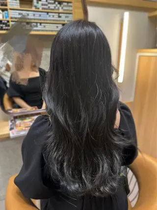 ロング カラー 艶髪/透明感カラー ヤマダモモカのヘアスタイル