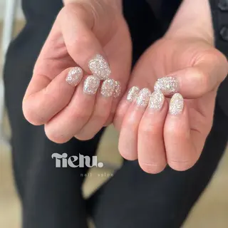 ネイル Tielu Yukiのネイルデザイン