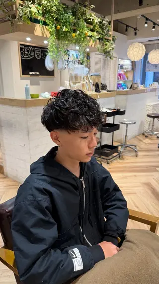 パーマ メンズ 小礒 幸輝のヘアスタイル