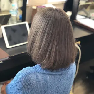 カラー スイトウ アオイのヘアスタイル