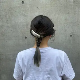 セミロング yuu/髪質改善 カラー🌛のヘアスタイル