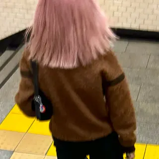 ミディアム カラー 🫧ハイトーン✨格安 より質💐マンツーマのヘアスタイル
