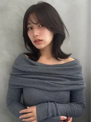 ミディアム カラー SOYON 💝よしだみく🌟のヘアスタイル