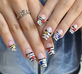 ネイル エリ🫧 nail池袋東口のネイルデザイン