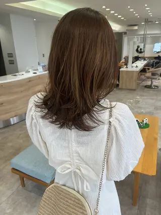 セミロング カラー cana 札幌レイヤースタイルのヘアスタイル