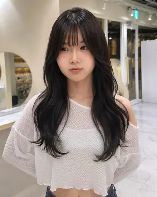 ロング カラー 大人韓国レイヤ ー特化|角岡泉希🩶のヘアスタイル
