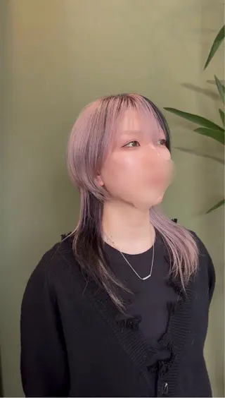 ロング 内山 優のヘアスタイル