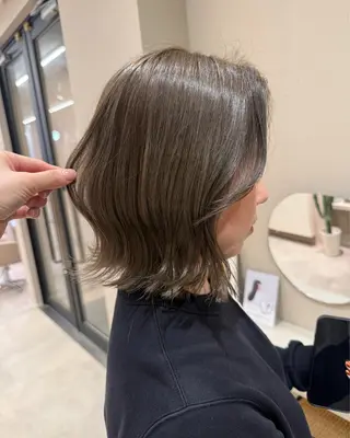 ミディアム カラー MIYU透明感カラー ブリーチなしWカラーのヘアスタイル